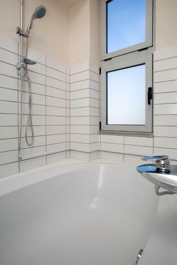 אתונה Impressive Apartment With Amazing Views - Mk1 מראה חיצוני תמונה